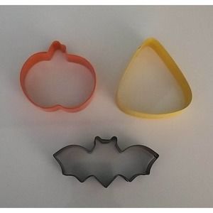 Lot of 3 Vintage Halloween Metal Cookie Cutters Bat, Pumpkin, Candy Corn